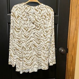 Pleated, button down blouse